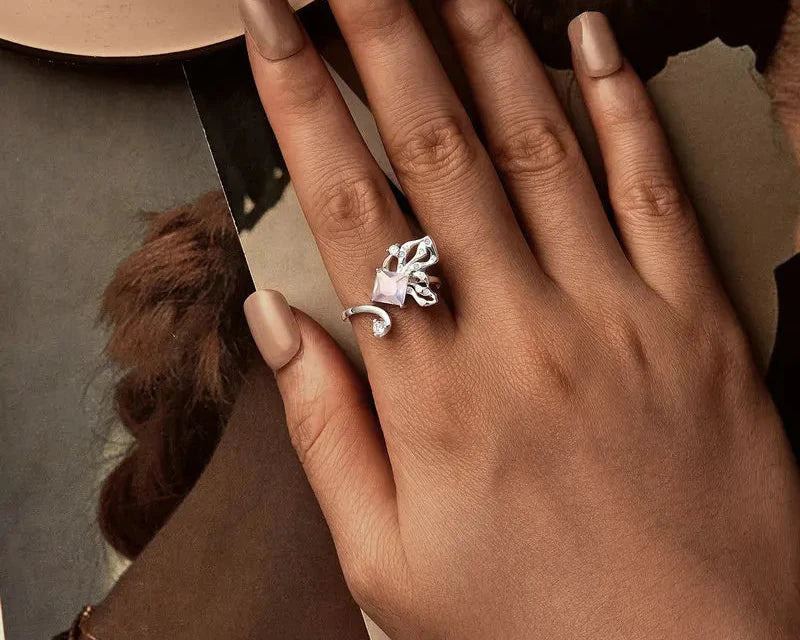 pinky ring
