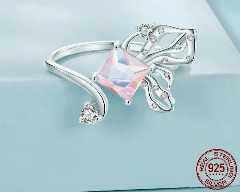 pinky ring